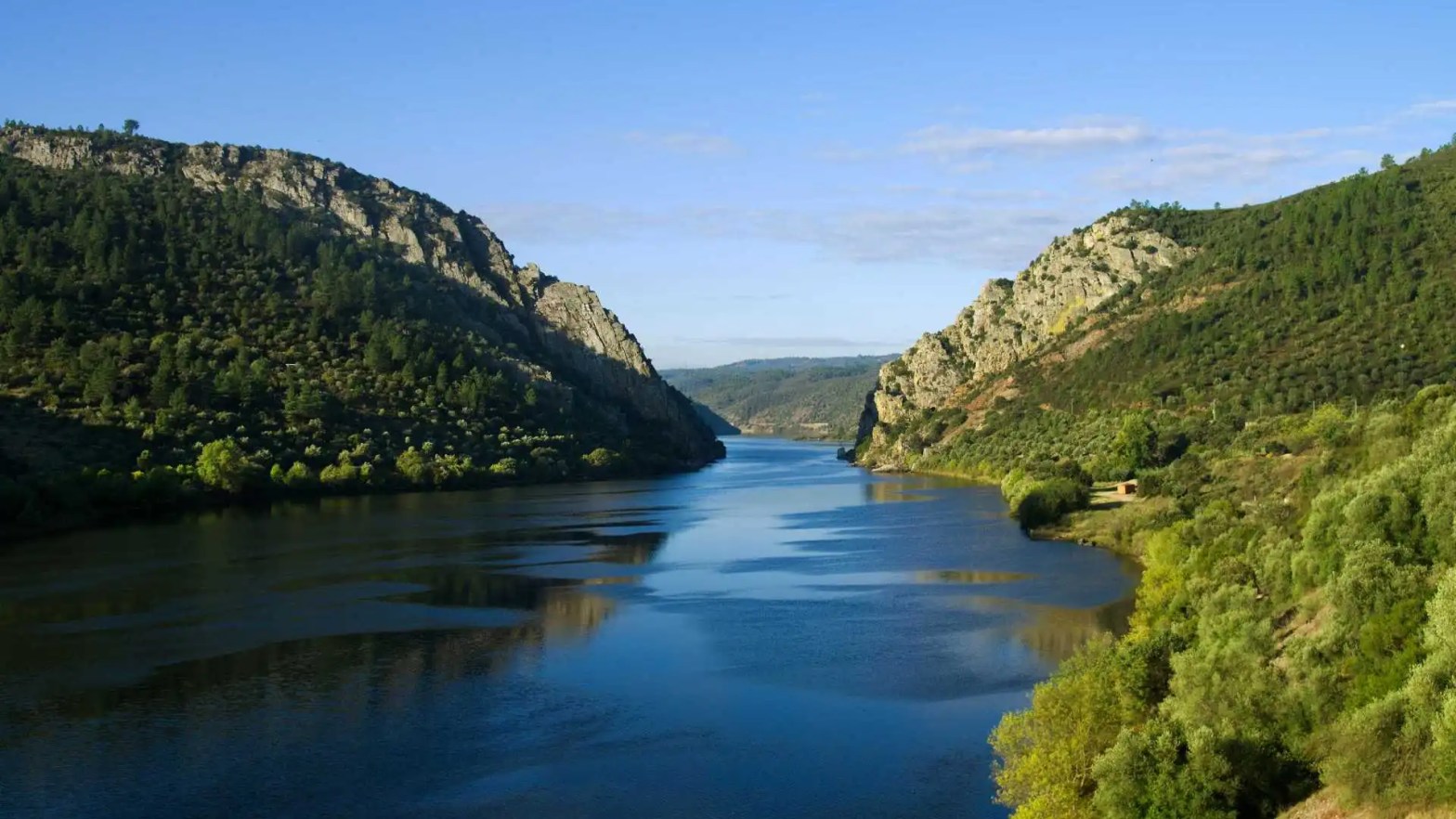 Portas do Ródão cristas quartzíticas