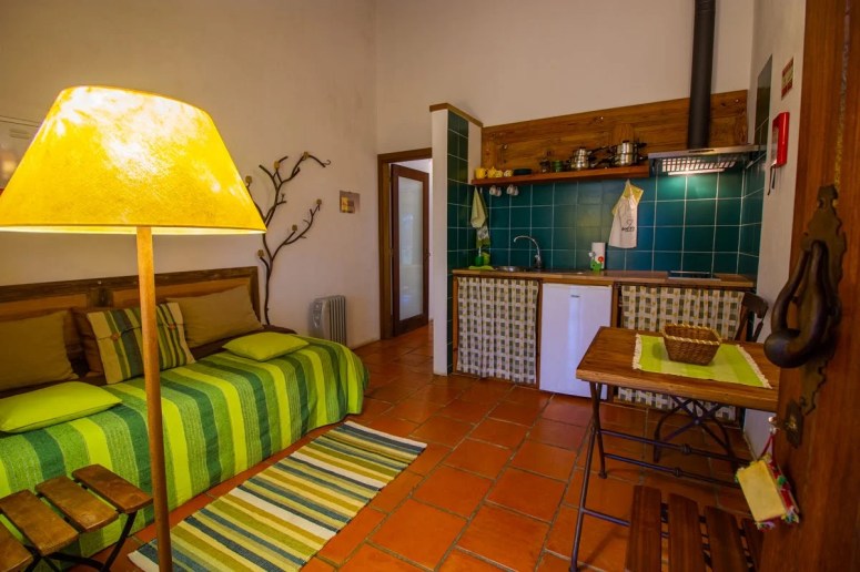 Quinta dos Trevos casa de campo Artes e Ofícios kitchnet