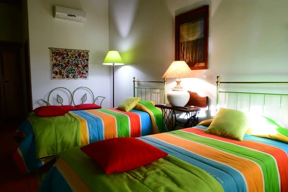 Quinta dos Trevos alojamento em quarto Fios Coloridos