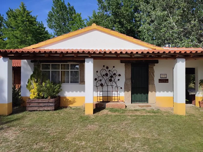 Quinta dos Trevos quarto Terras do Sul frente